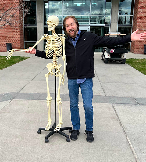 blog-med-school-fun-skeleton-image